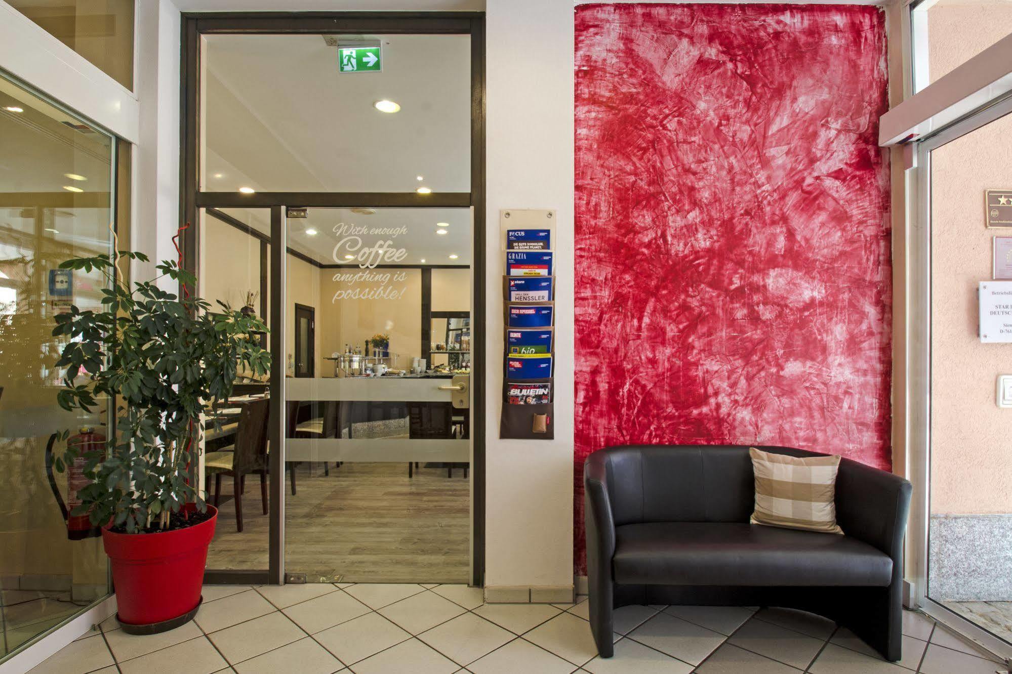 1, 2, Sleep Boardinghouse Unterschleissheim Zentrum Екстериор снимка
